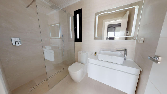 Image No.13-3 Bed Villa / Detached for sale