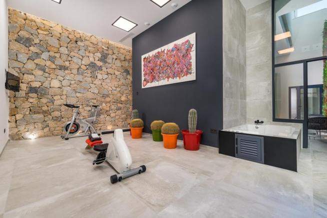 Image No.18-3 Bed Villa / Detached for sale