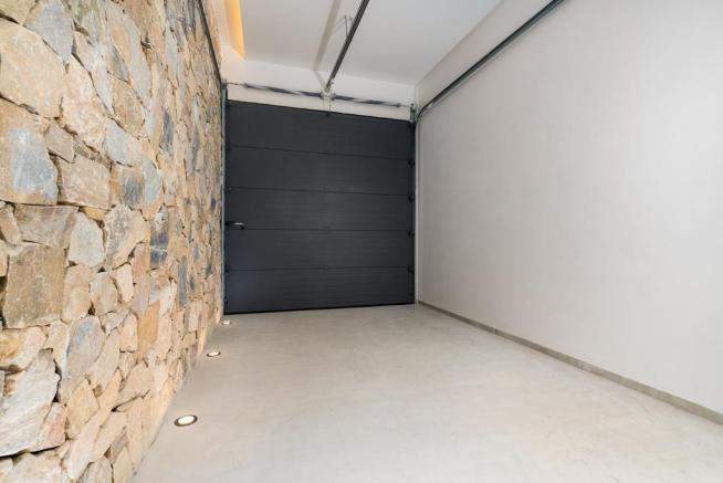 Image No.26-3 Bed Villa / Detached for sale