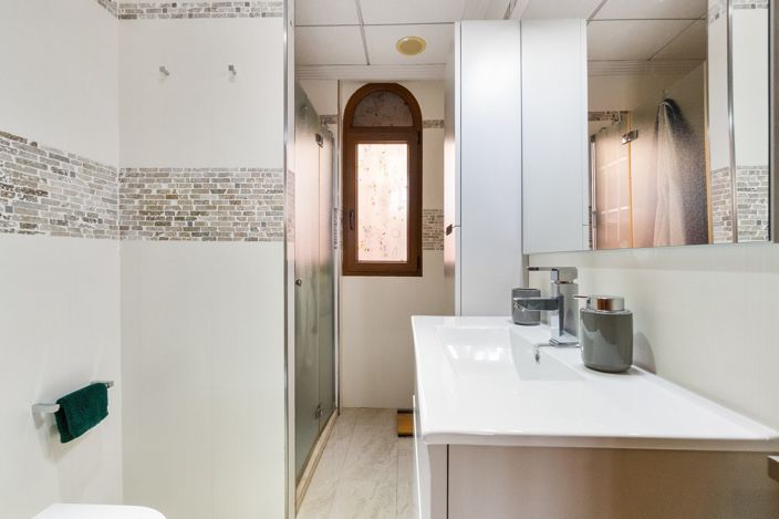 Image No.38-3 Bed Villa / Detached for sale