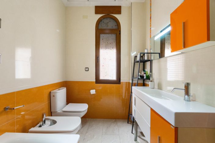 Image No.9-3 Bed Villa / Detached for sale