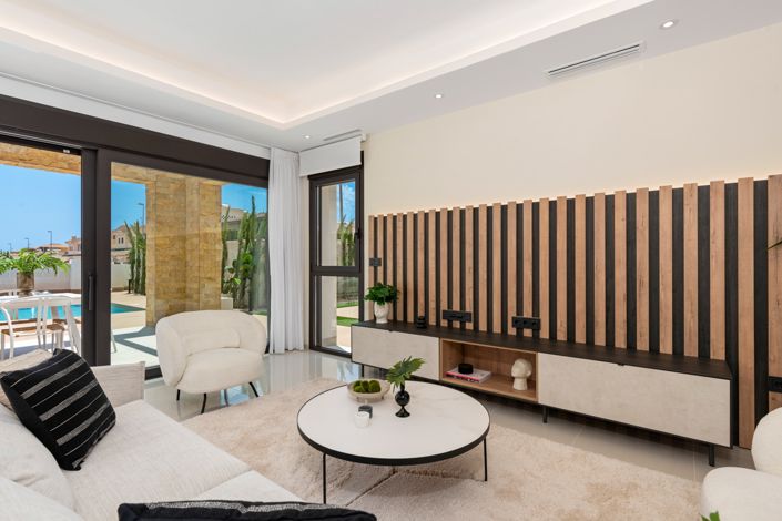 Image No.16-3 Bed Villa / Detached for sale