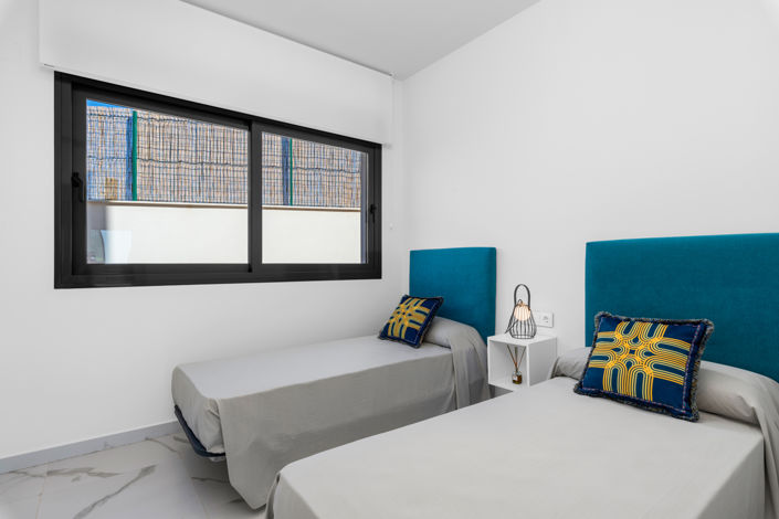 Image No.26-3 Bed Bungalow for sale