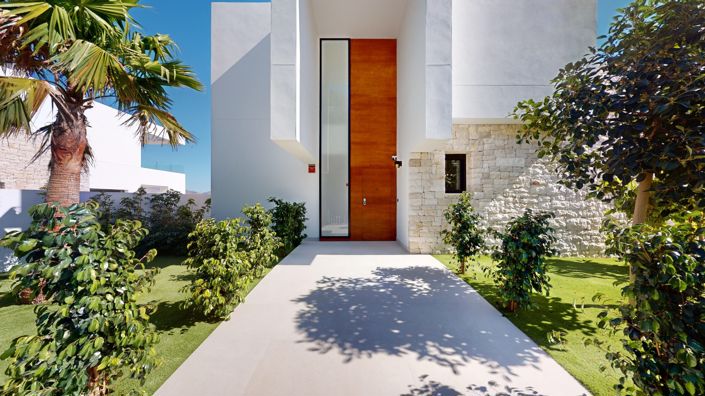 Image No.39-3 Bed Villa / Detached for sale
