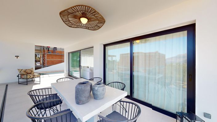 Image No.5-3 Bed Villa / Detached for sale