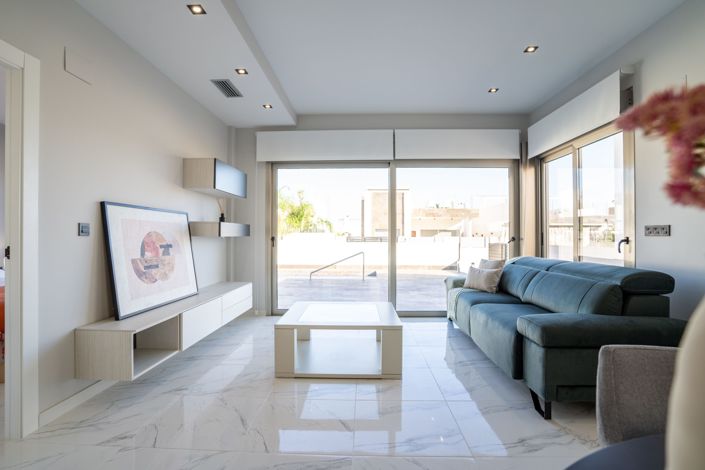 Image No.4-3 Bed Villa / Detached for sale