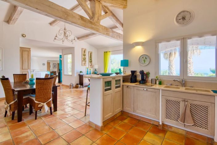Image No.9-Villa / Détaché de 5 chambres à vendre à La Cadière-d'Azur