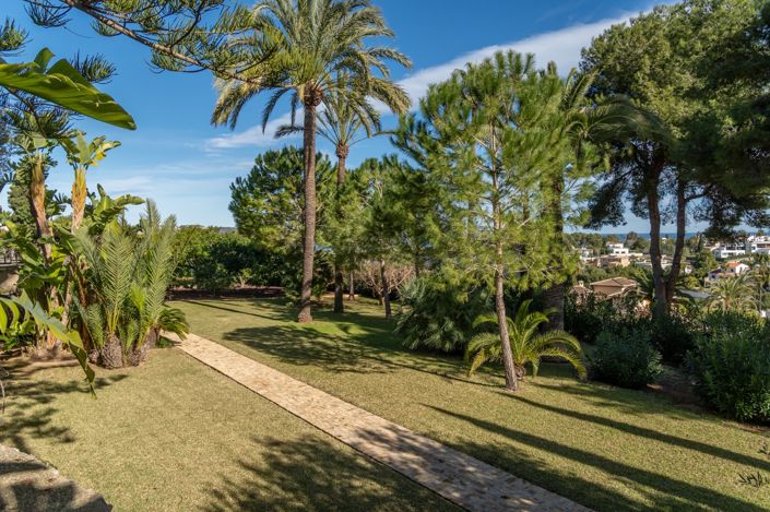 Image No.46-4 Bed Villa / Detached for sale