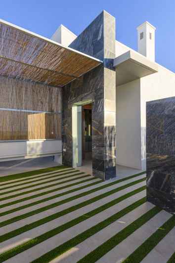 Image No.9-3 Bed Villa / Detached for sale