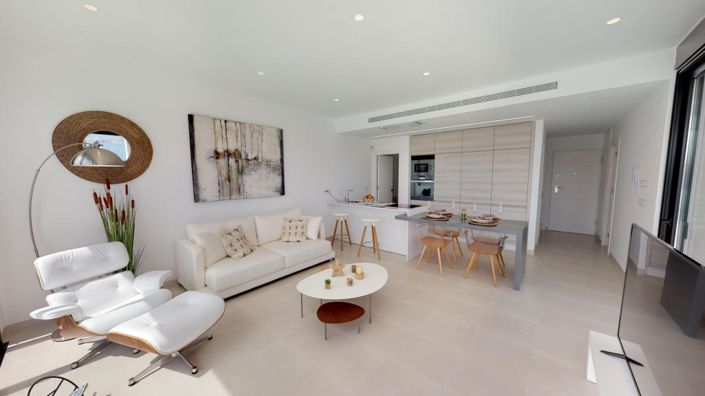 Image No.4-3 Bed Villa / Detached for sale