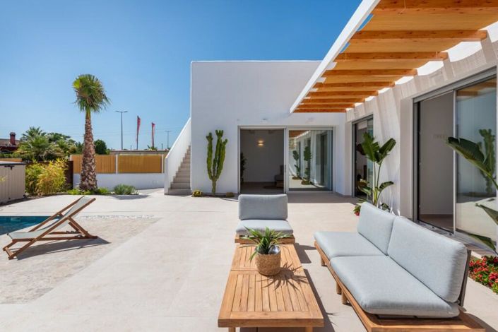 Image No.28-3 Bed Villa / Detached for sale