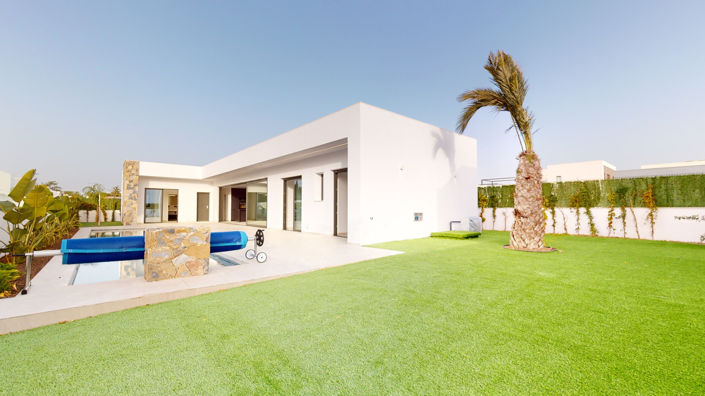 Image No.2-3 Bed Villa / Detached for sale