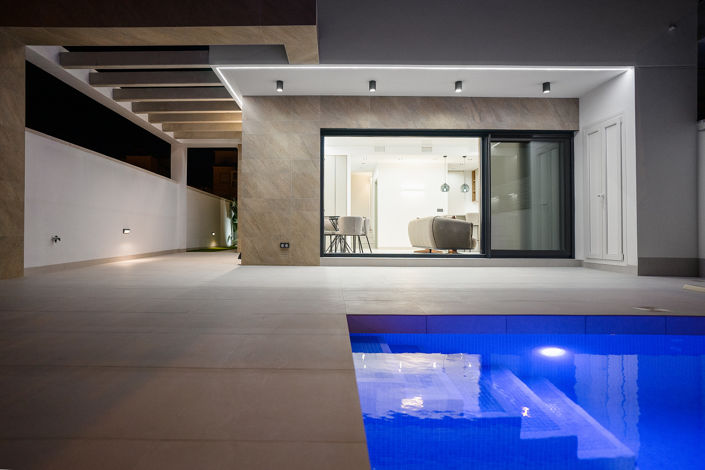 Image No.11-3 Bed Villa / Detached for sale