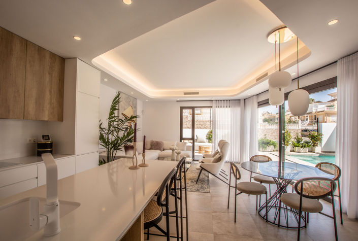Image No.2-3 Bed Villa / Detached for sale
