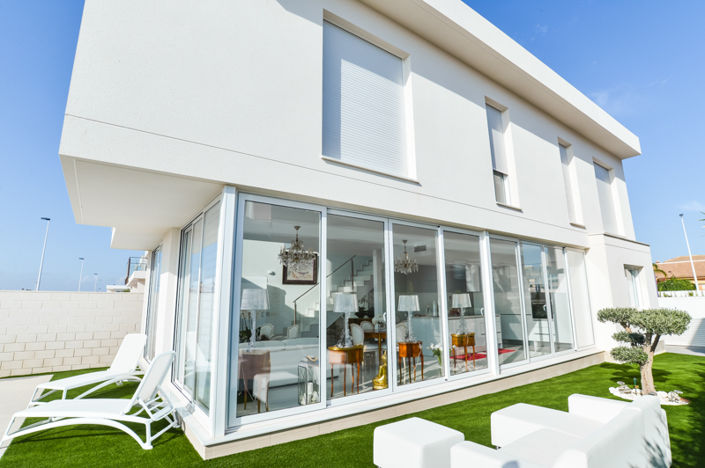 Image No.9-4 Bed Villa / Detached for sale