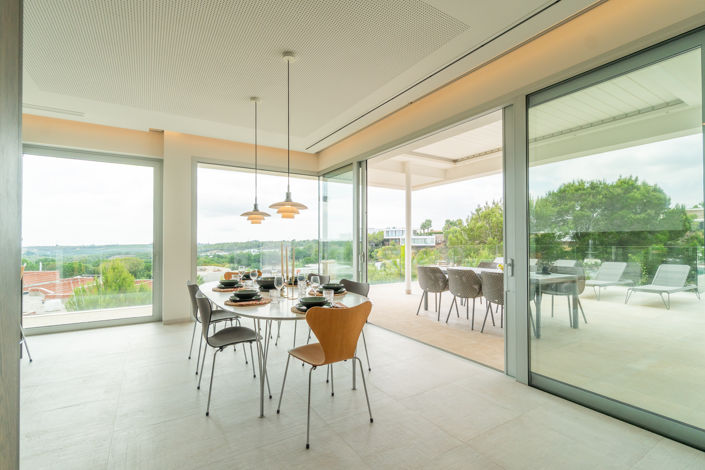 Image No.18-5 Bed Villa / Detached for sale