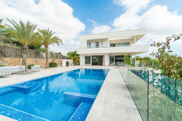 Image No.33-5 Bed Villa / Detached for sale