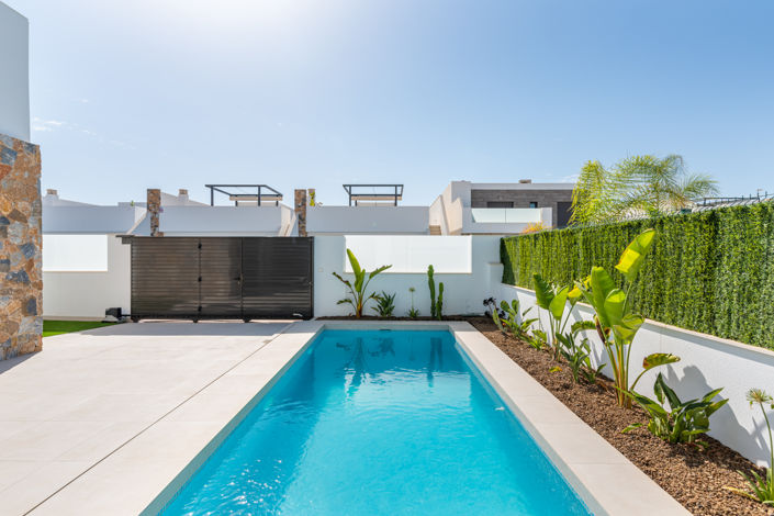 Image No.2-3 Bed Villa / Detached for sale