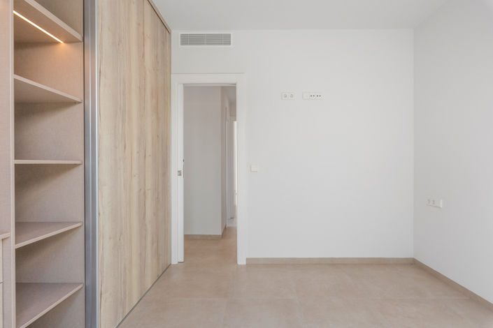 Image No.23-3 Bed Villa / Detached for sale