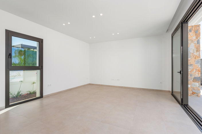 Image No.32-3 Bed Villa / Detached for sale