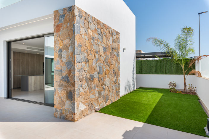 Image No.33-3 Bed Villa / Detached for sale