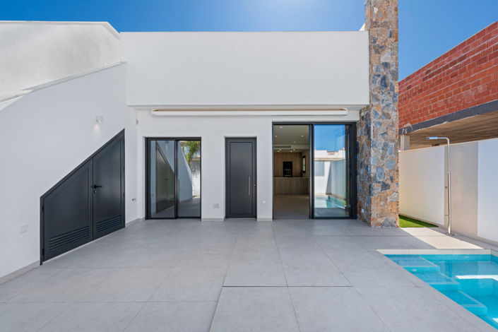 Image No.4-3 Bed Villa / Detached for sale