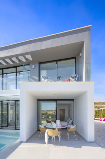 Image No.42-4 Bed Villa / Detached for sale