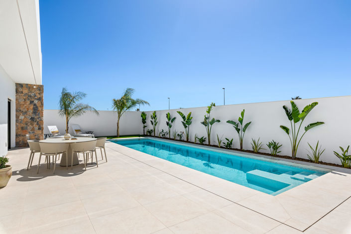 Image No.2-3 Bed Villa / Detached for sale