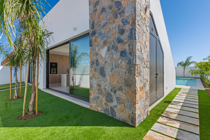 Image No.30-3 Bed Villa / Detached for sale
