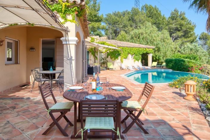 Image No.3-Villa / Détaché de 5 chambres à vendre à La Cadière-d'Azur