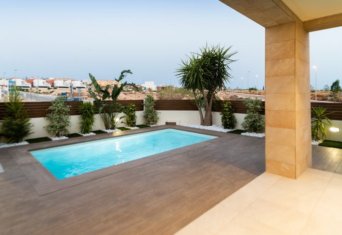 Image No.14-3 Bed Villa / Detached for sale
