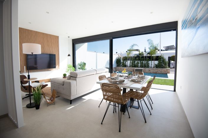 Image No.3-3 Bed Villa / Detached for sale
