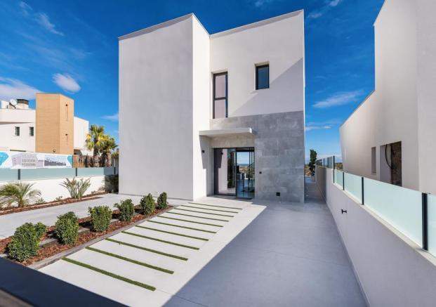 Image No.22-3 Bed Villa / Detached for sale