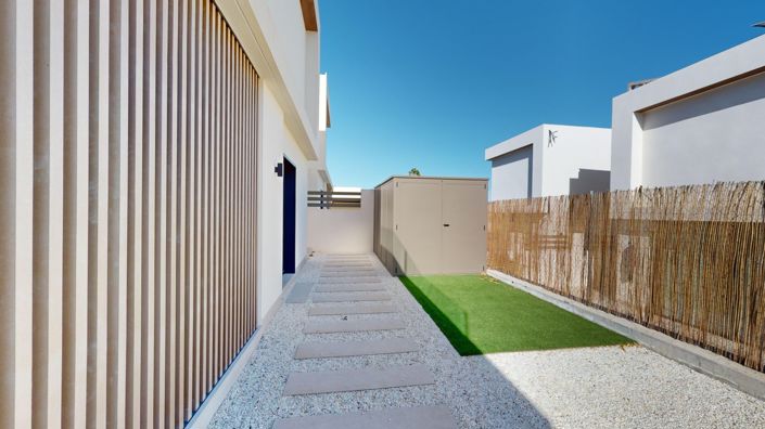 Image No.17-3 Bed Villa / Detached for sale