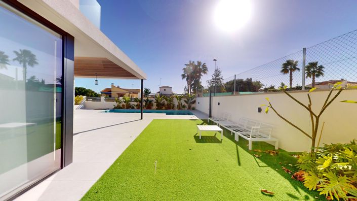 Image No.4-3 Bed Villa / Detached for sale