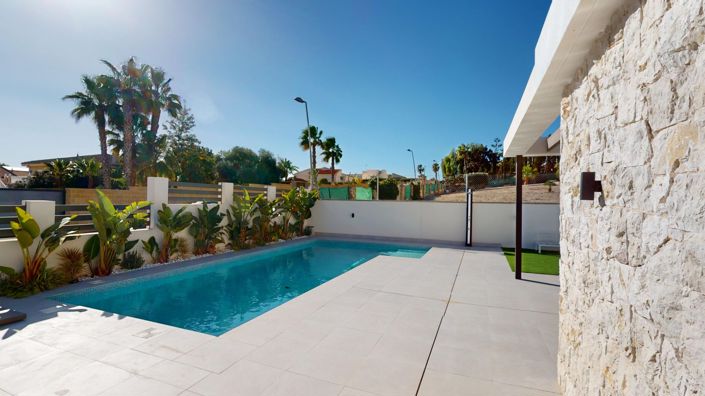 Image No.6-3 Bed Villa / Detached for sale