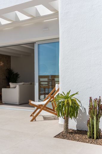 Image No.12-3 Bed Villa / Detached for sale