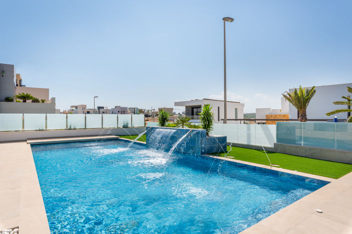 Image No.2-3 Bed Villa / Detached for sale
