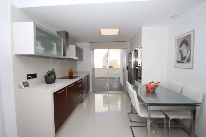 Image No.4-3 Bed Apartment for sale