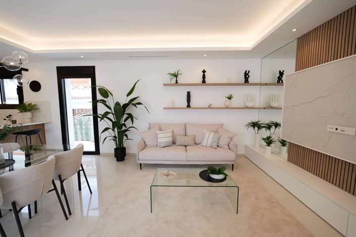Image No.7-3 Bed Villa / Detached for sale