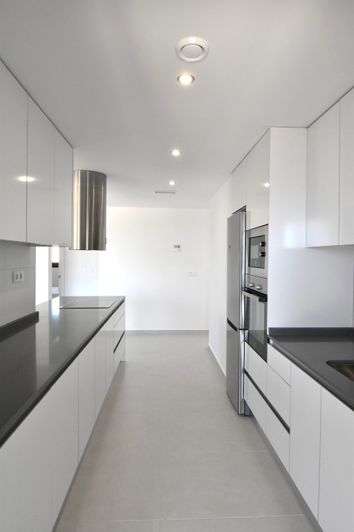Image No.8-2 Bed Apartment for sale