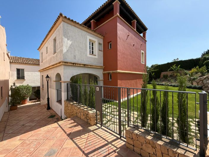 Image No.8-5 Bed Villa for sale