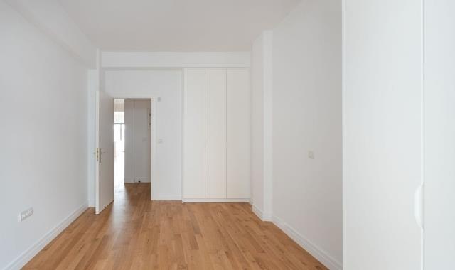 Image No.10-3 Bed Apartment for sale