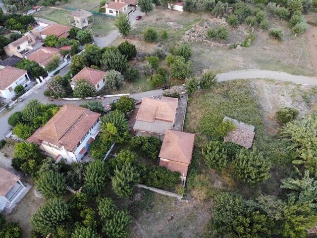 Image No.2-Terre de 2 chambres à vendre à Meligalas