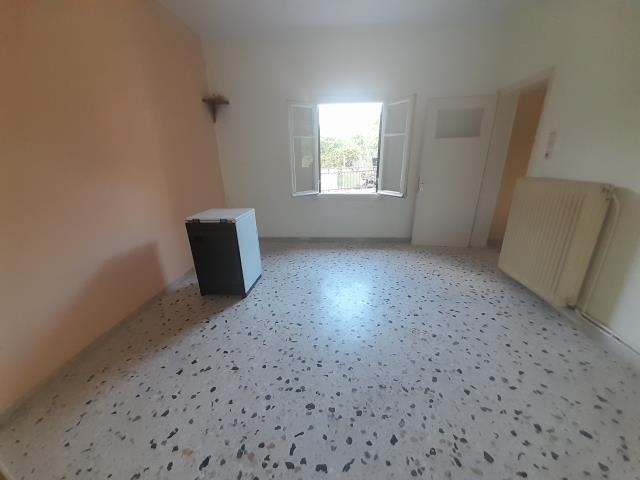 Image No.10-Terre de 2 chambres à vendre à Meligalas