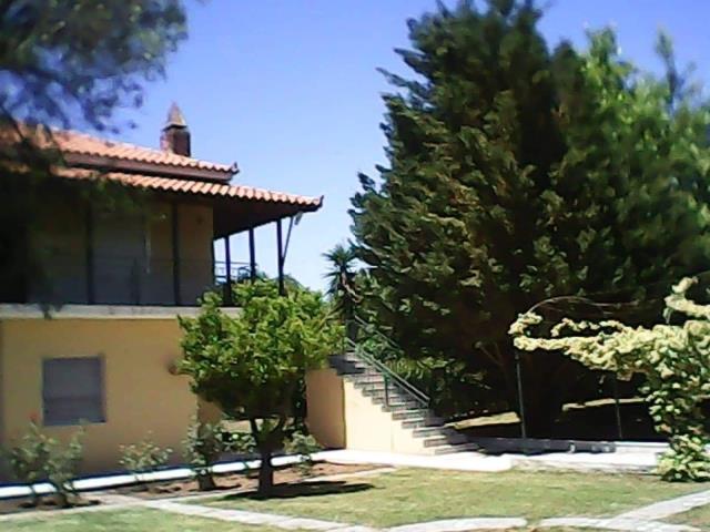 Image No.1-4 Bed Villa / Detached for sale