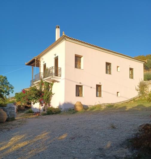 Image No.1-4 Bed Villa / Detached for sale
