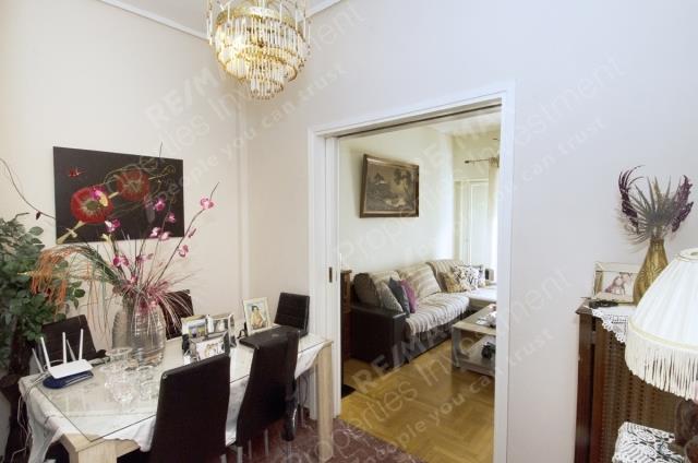 Image No.4-8 Bed Apartment for sale