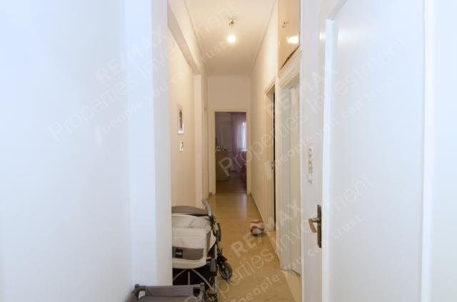 Image No.10-8 Bed Apartment for sale