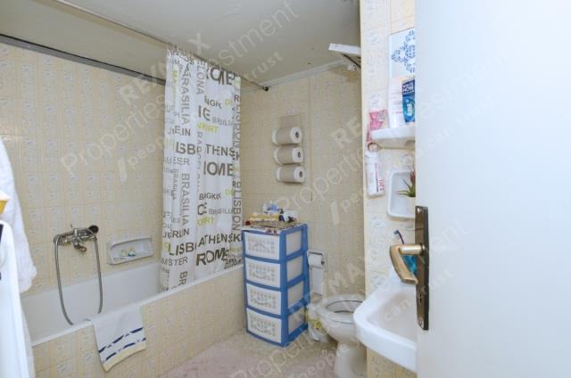 Image No.12-8 Bed Apartment for sale